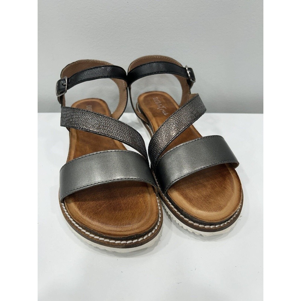 Women's Metallic Gray Strappy Sandals